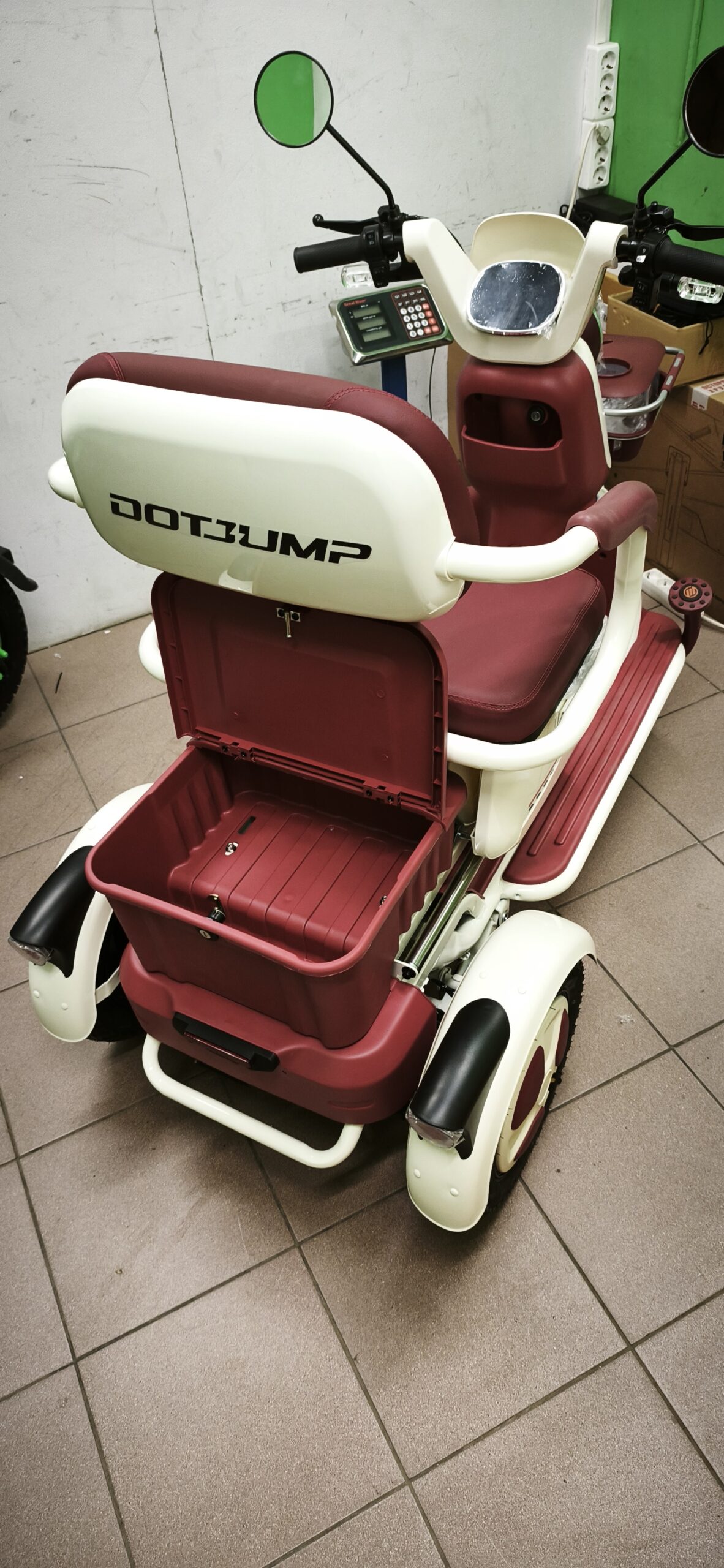 Электротрицикл DotJump DJX-1 (1200W 71.4V 40Ah) 2х местный — изображение 12